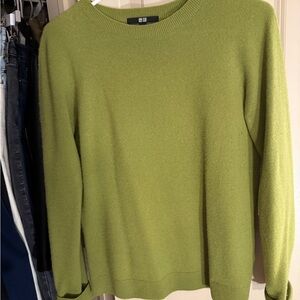 Uniqlo Cashmere Green Women's Sweater